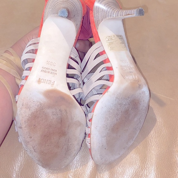 🍒 Fendi 🍒 - Picture 7 of 8